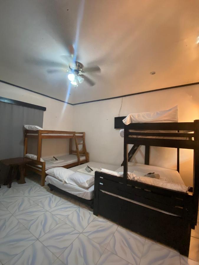 Mia Affordable Rooms エルニド エクステリア 写真