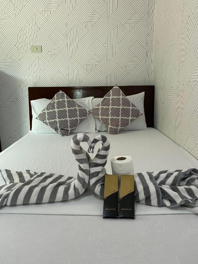 Mia Affordable Rooms エルニド エクステリア 写真